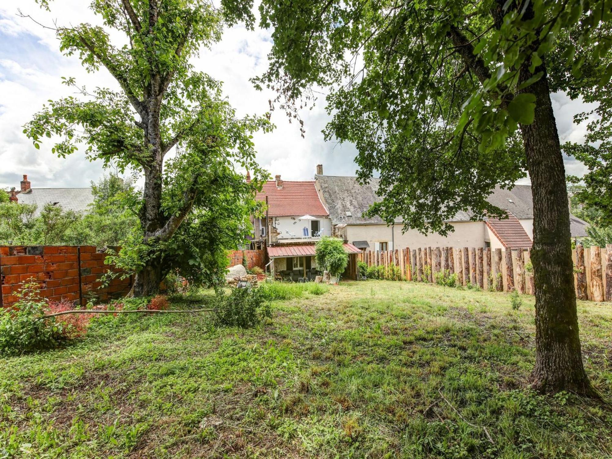 Traditional Holiday Home In Brinon Sur Beuvron Εξωτερικό φωτογραφία